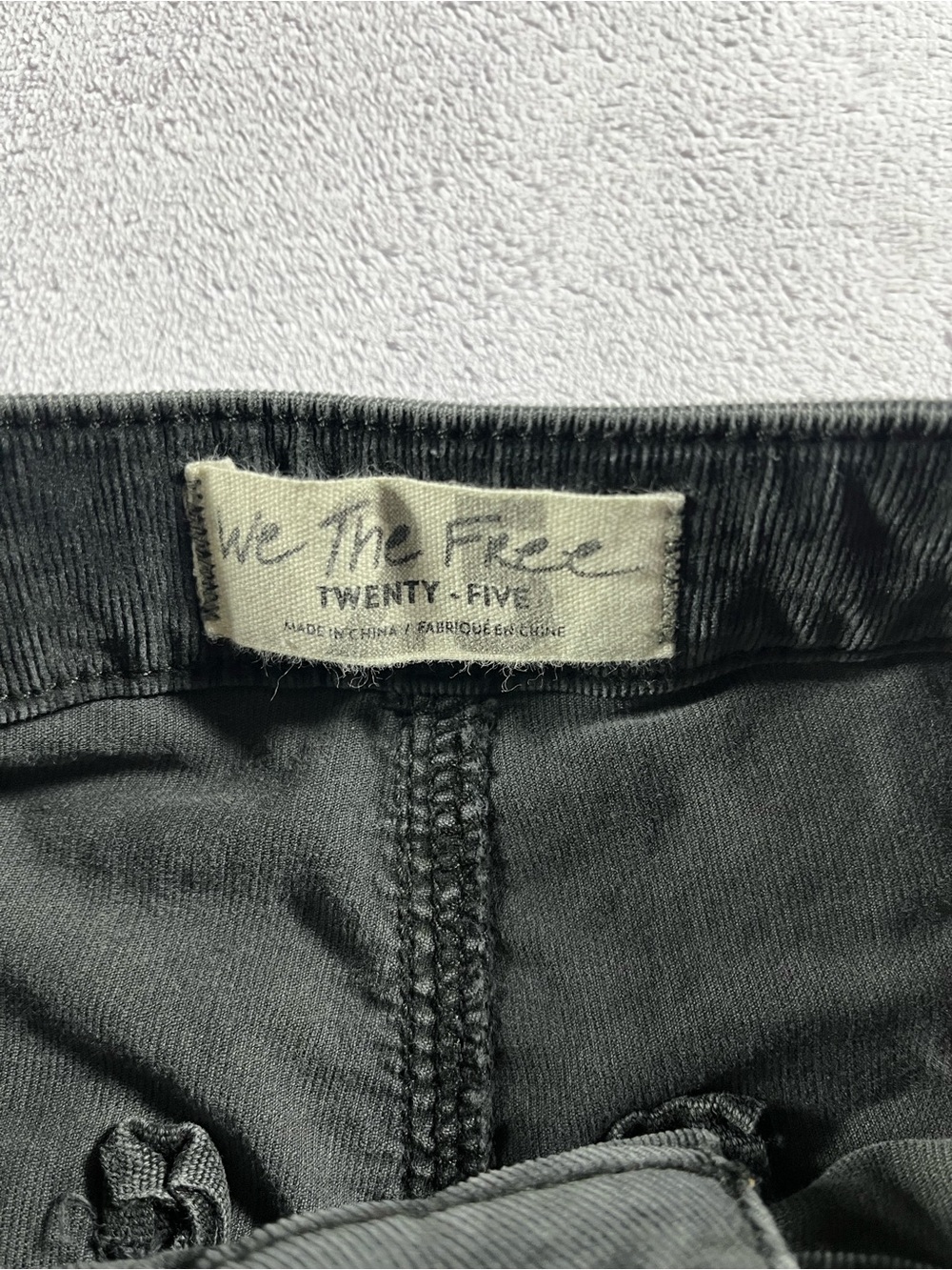 We The Free Women’s Raw Hem Corduroy Bell Bottoms Size 25 Light Black/Dark Gray - Picture 9 of 16